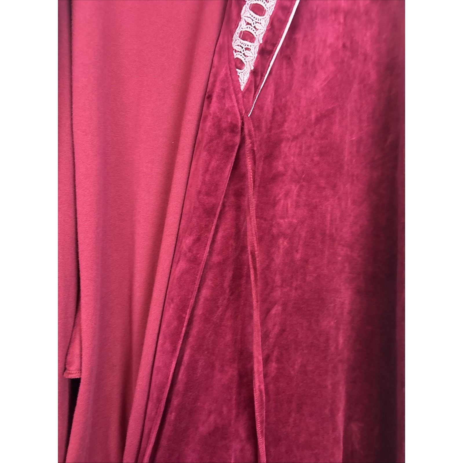 Vintage Eileen West Longline Robe Bathrobe Size M Maroon Velour Lace Trim — image 5 of 8